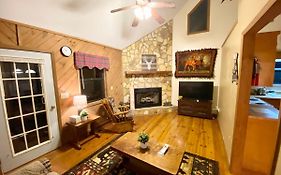 Gretel At Alpine Cabins - Peaceful, Private, Perfect